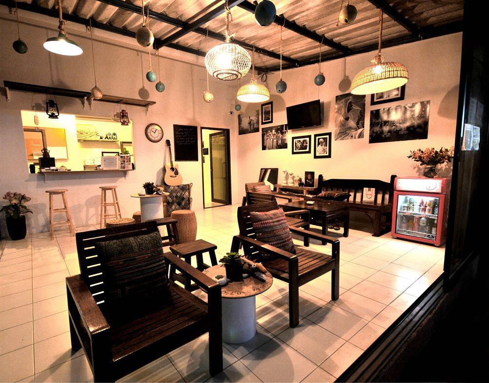 Feelgood@Journey Hostel Phuket Dış mekan fotoğraf